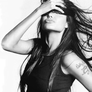 Jolie611024x768