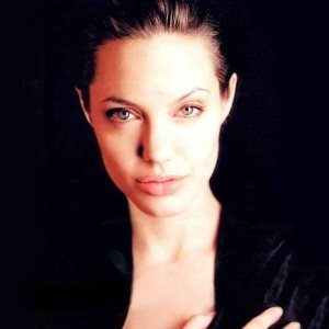Jolie521024x768