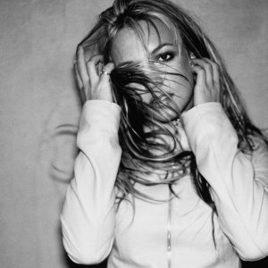 Britney3911920x1440