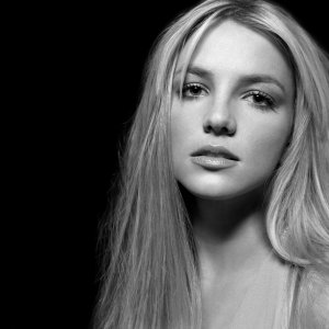 Britney1351600x1200