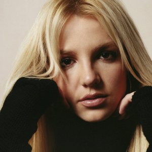 Britney1581600x1200