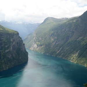 01040 Fjordofart 2560x1600